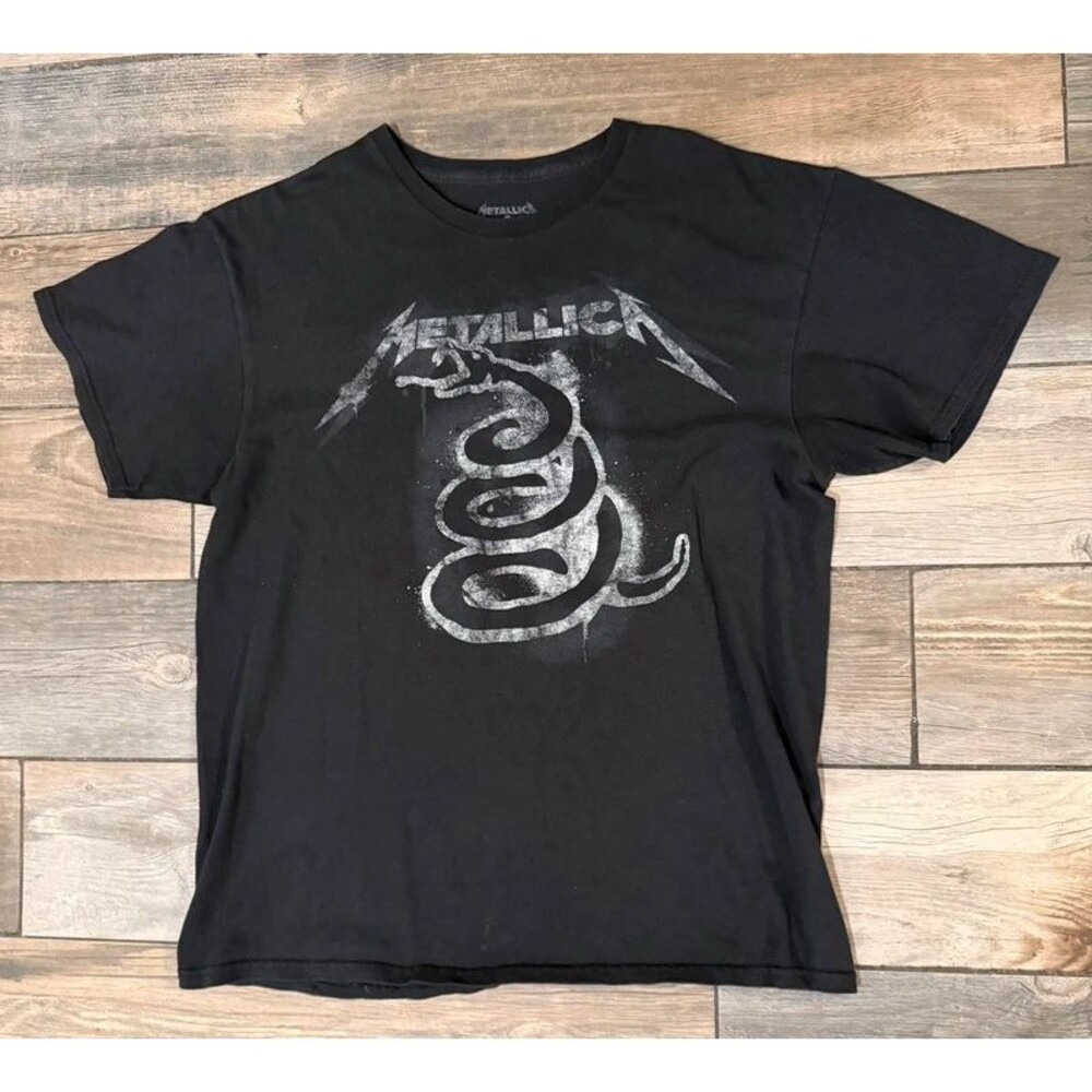 Y2k Metallica Tshirt Size M